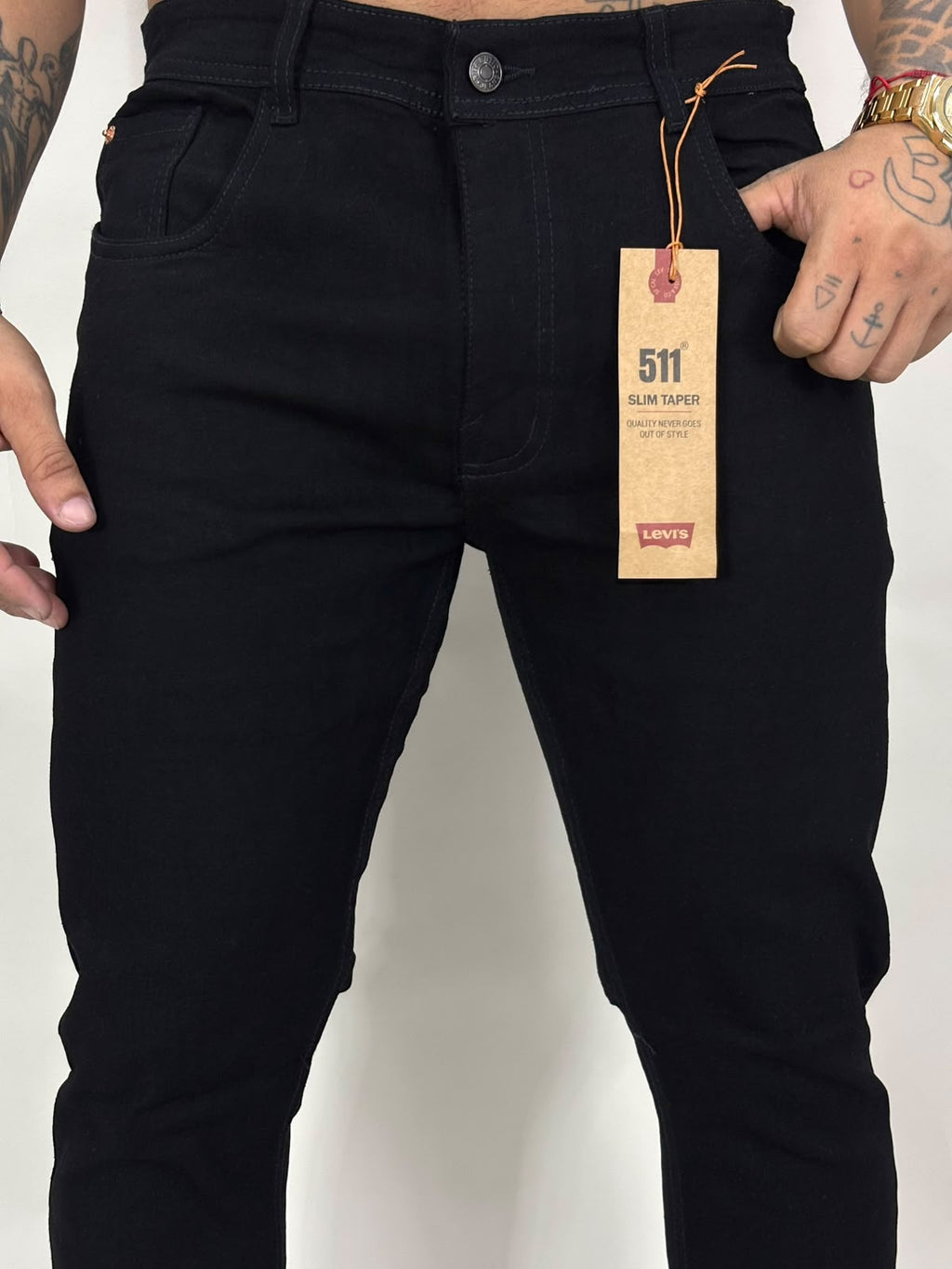 Jean Levis Negro 36-40