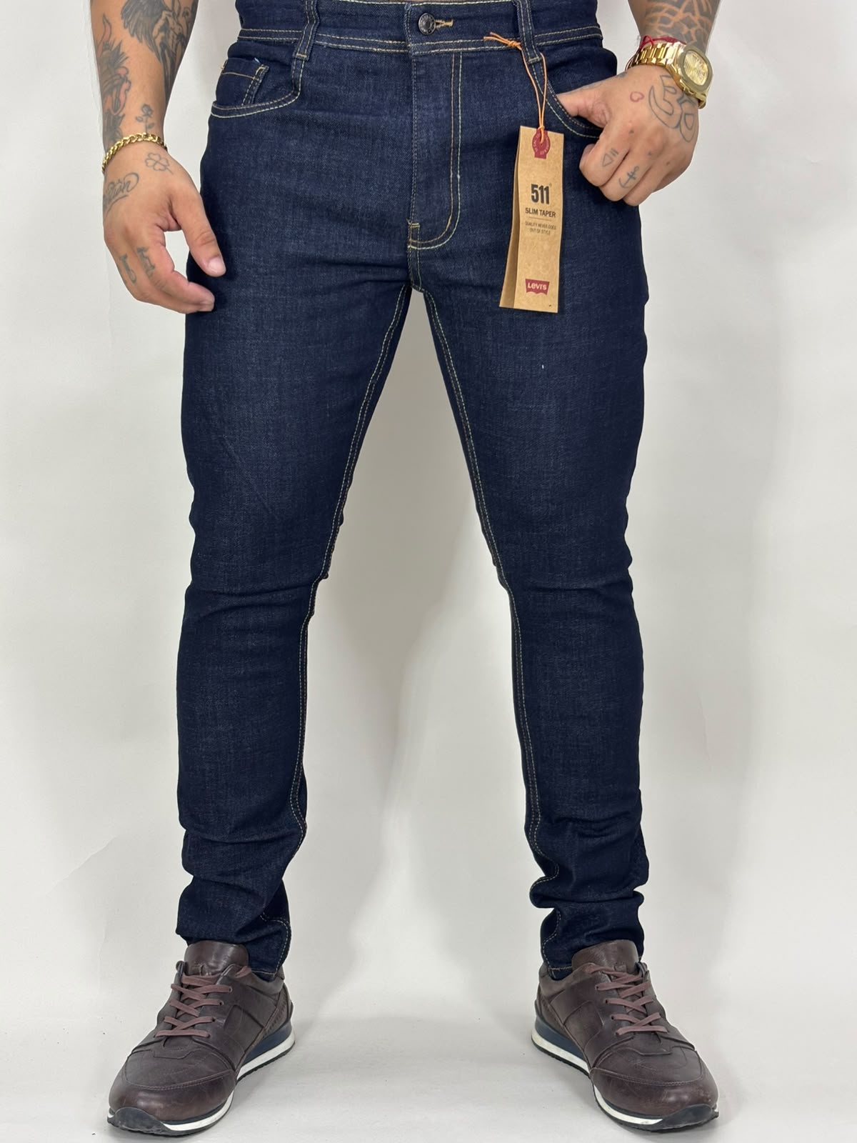 Jean Levis Petróleo 30-34